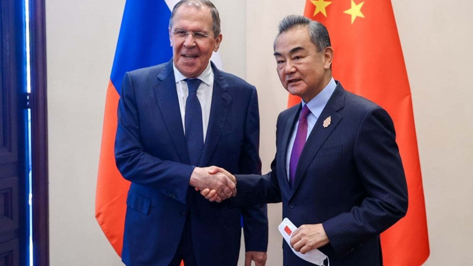 Глава МИД Китая Ван И посетит мероприятия БРИКС летом 2024 года в Нижнем Новгороде