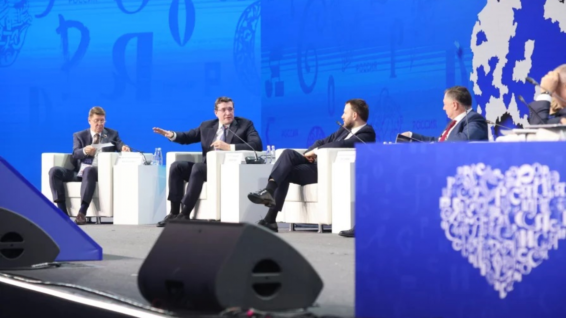 Глеб Никитин рассказал о примерах эффективного взаимодействия с муниципалитетами