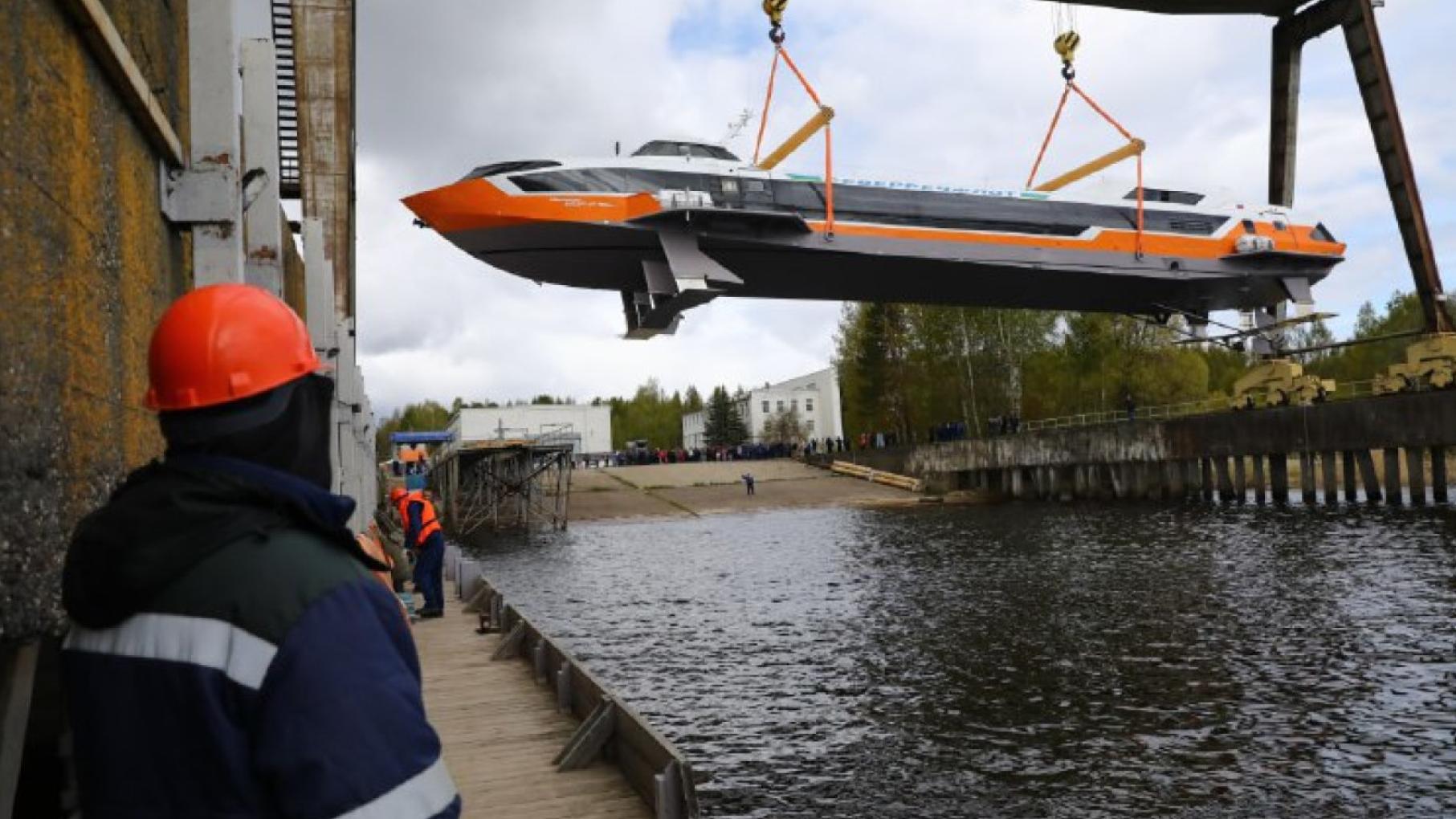 Второй «Метеор 120Р» спустили на воду в Чкаловском районе Нижегородской области