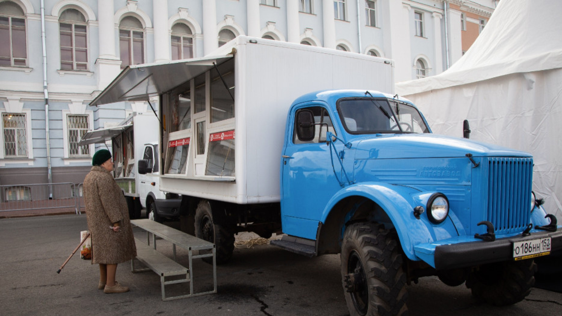 До конца года в удалённых населённых пунктах Нижегородской области начнут работать 16 новых автолавок