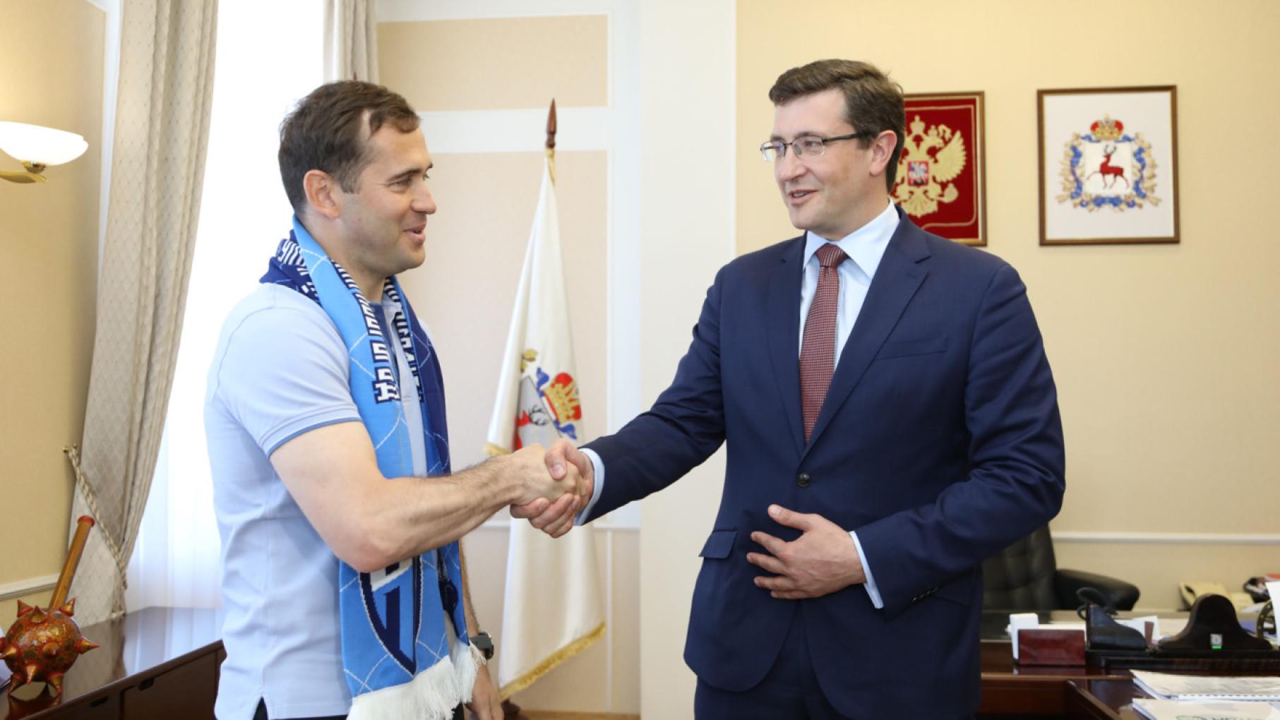 Глеб Никитин провел встречу с новым главным тренером ФК «НН» Александром Кержаковым