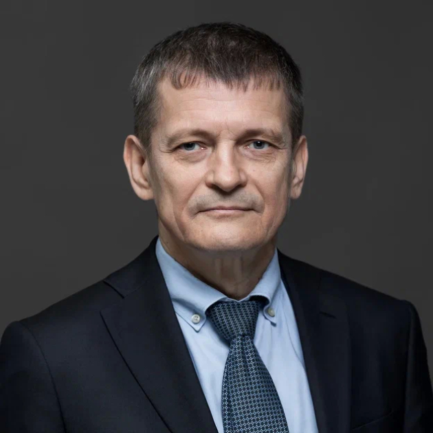 Петр Банников