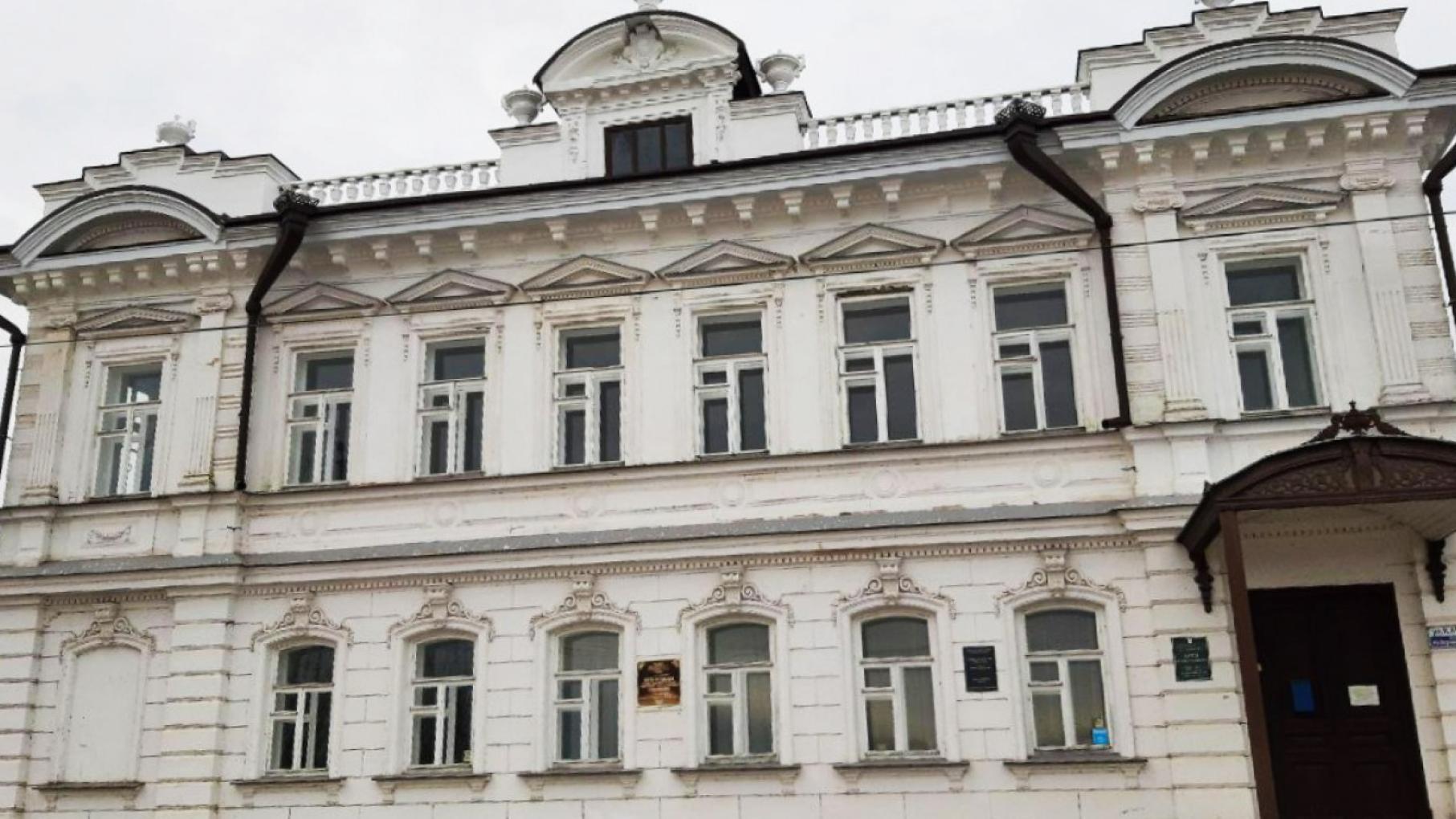 В музее-усадьбе Худякова в Балахне завершен ремонт кровли