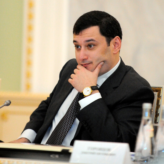 Александр Хинштейн