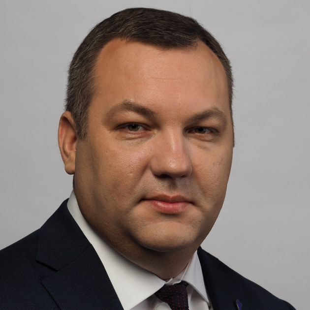 Евгений Петров