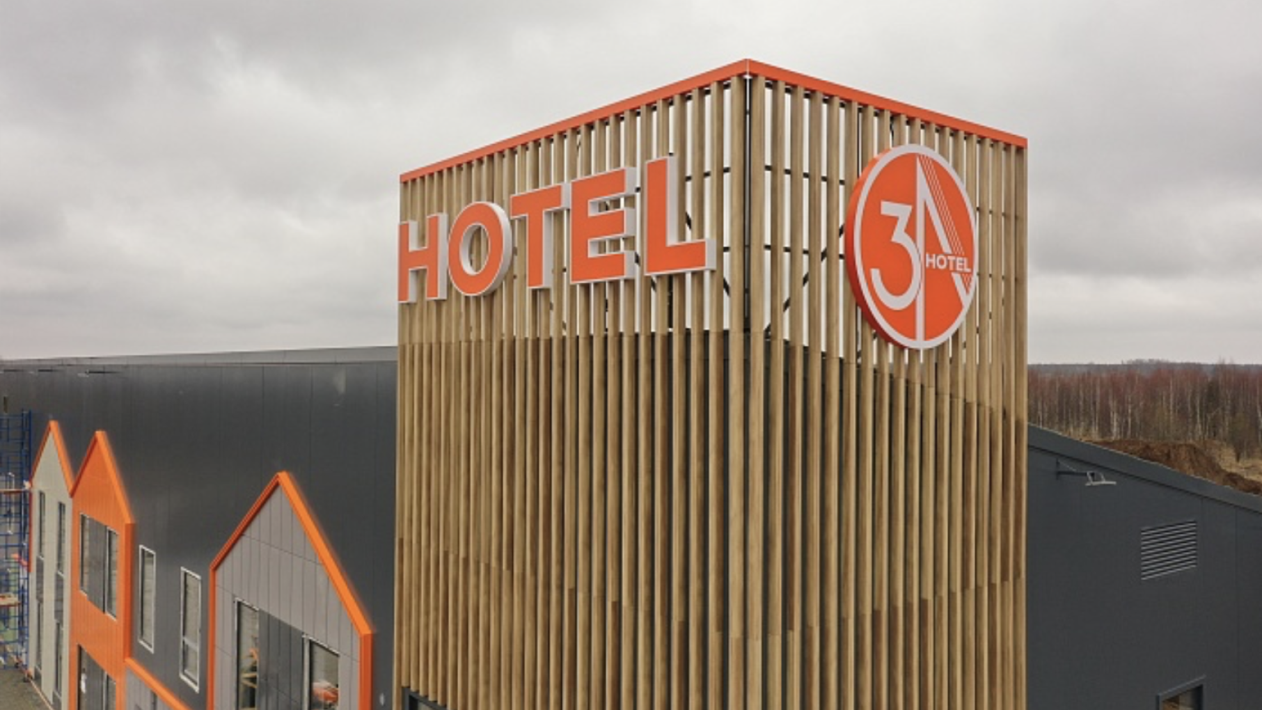 Готовность отеля на трассе М-12 «Восток» в Нижегородской области достигла 80%