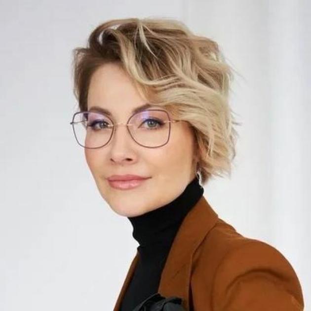 Наталья Суханова