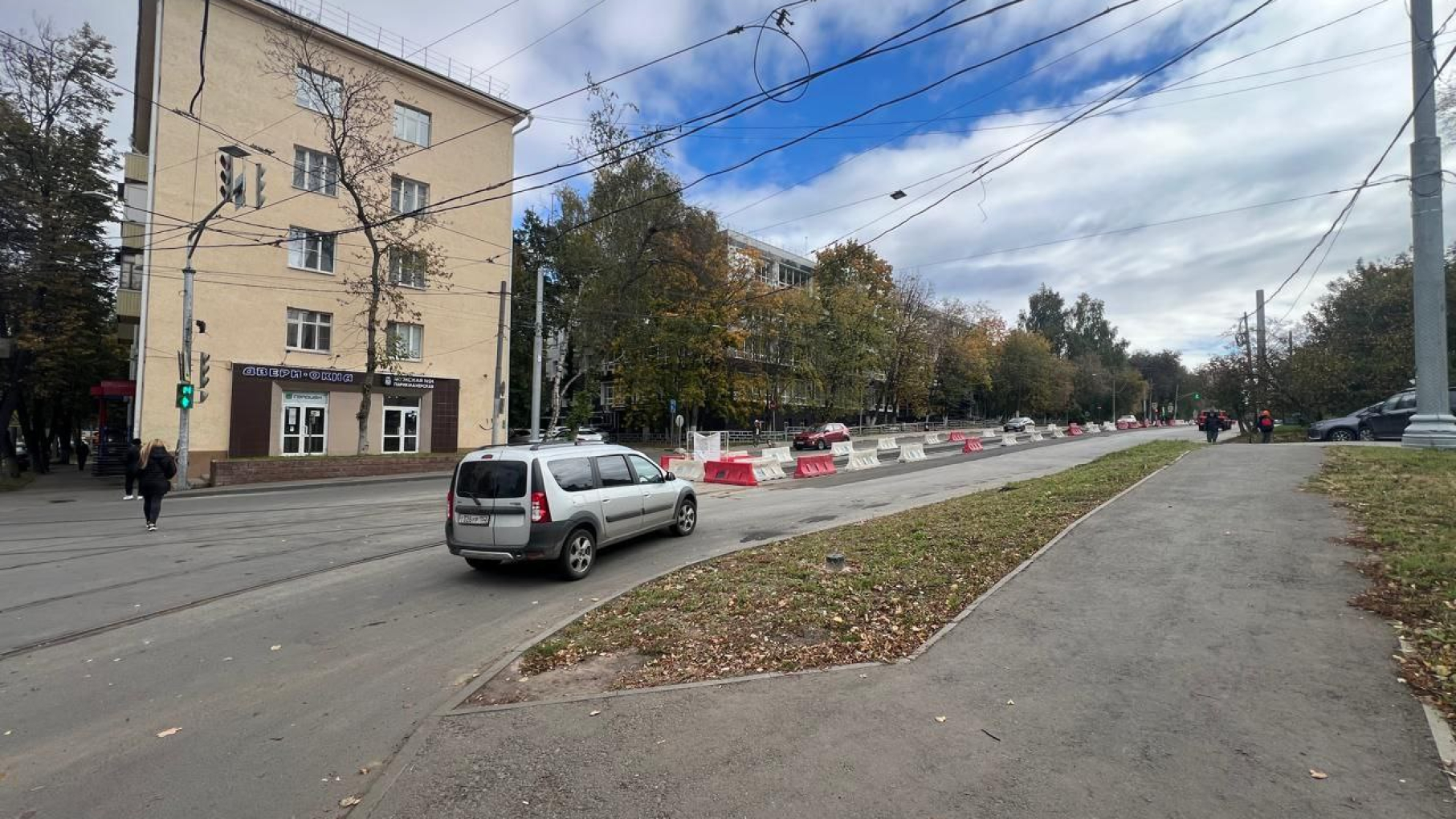 На улице Ошарской закончились работы по модернизации трамвайных путей